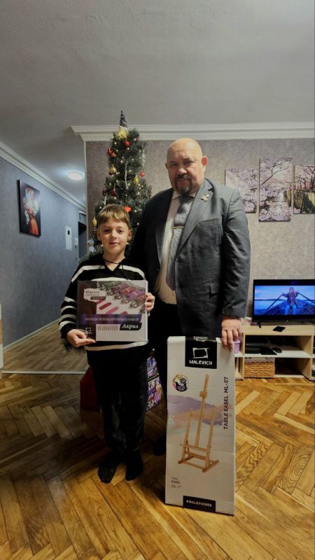 Депутаты продолжают дарить новогоднюю сказку детям Республики Депутаты продолжают дарить новогоднюю сказку детям Республики