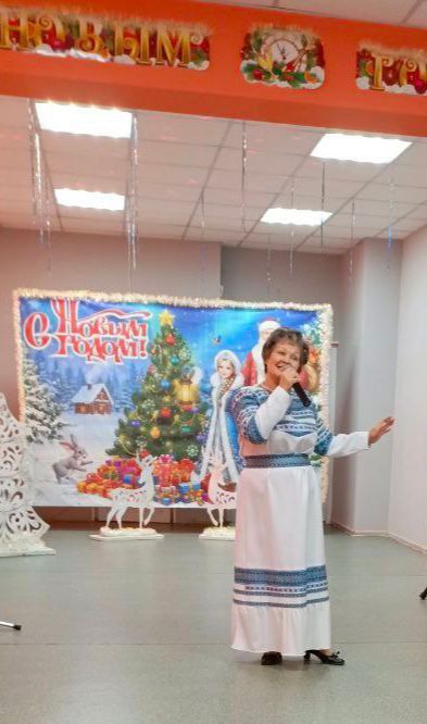 Новый год с каждым часом приближается Новый год с каждым часом приближается