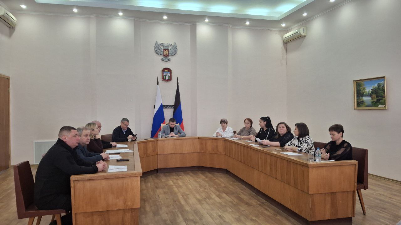 30.12.2025 состоялось внеочередное заседание Тельмановского муниципального совета