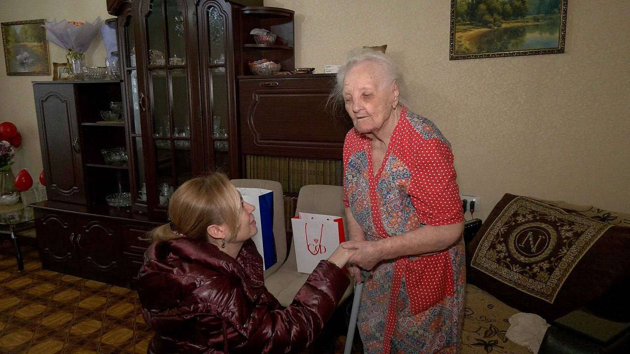 Наталья Никонорова: Новогоднее настроение для ветерана