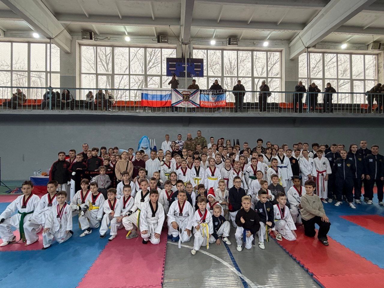 Евгений Ширшов: В эти выходные в Харцызске состоялись соревнования по тхэквондо ВТ и МФТ «Дети Донбаса»