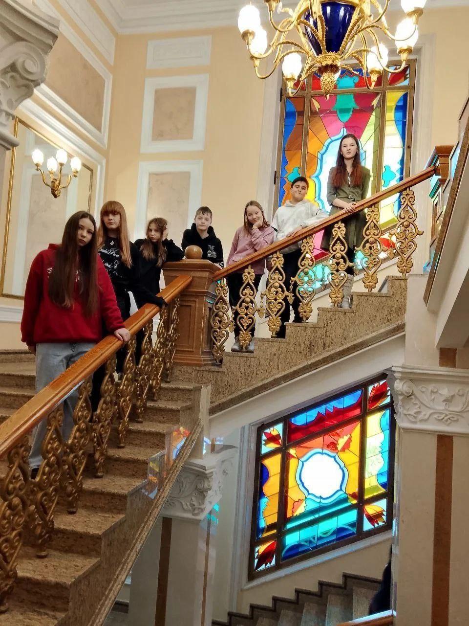 Николай Михайлов: Новый год укрепил дружбу между школами Старобешево и Бурятии