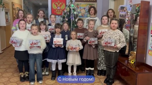 Детская музыкальная школа Докучаевска получила подарки из Владимирской области