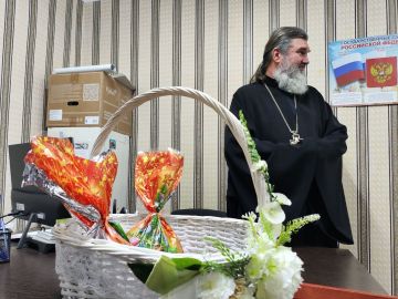 В преддверии праздников с осужденными, состоящими на учете в УИИ, встретился священнослужитель