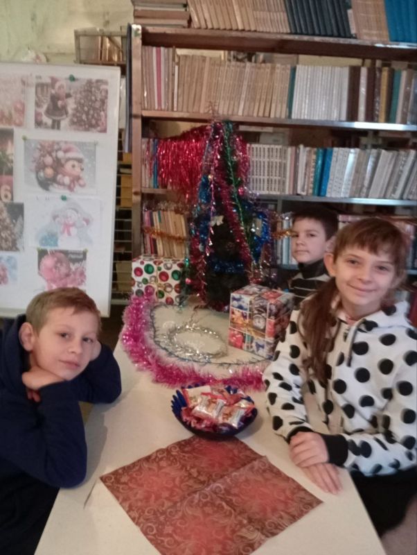 Новый год – это время волшебства,радости и надежды Новый год – это время волшебства,радости и надежды