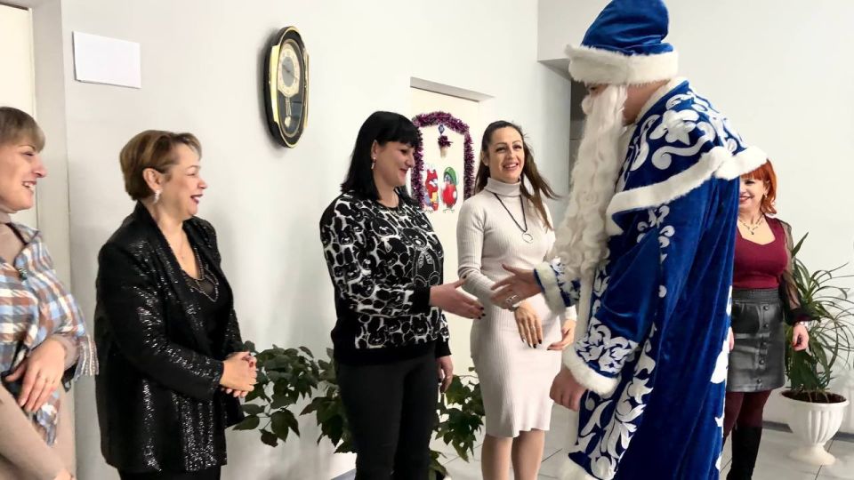 И в Ждановку пришло новогоднее волшебство И в Ждановку пришло новогоднее волшебство