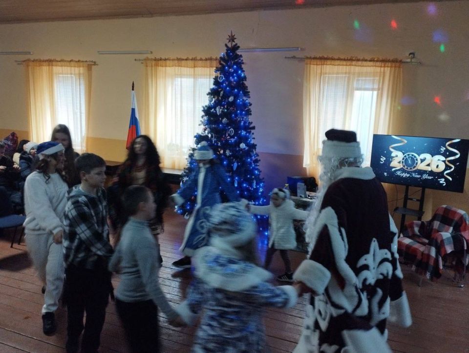 В гостях у зимней сказки. В преддверии Нового года Белосарайский сельский клуб в рамках проекта «Культура малой Родины» распахнул свои двери для праздника «В гостях у зимней сказки» В гостях у зимней сказки. В преддверии Нового года Белосарайский сельский клуб в рамках проекта «Культура малой Родины» распахнул свои двери для праздника «В гостях у зимней сказки»