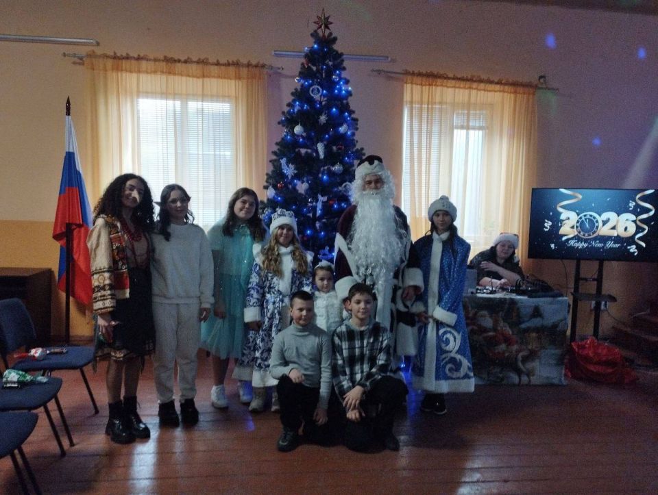 В гостях у зимней сказки. В преддверии Нового года Белосарайский сельский клуб в рамках проекта «Культура малой Родины» распахнул свои двери для праздника «В гостях у зимней сказки» В гостях у зимней сказки. В преддверии Нового года Белосарайский сельский клуб в рамках проекта «Культура малой Родины» распахнул свои двери для праздника «В гостях у зимней сказки»