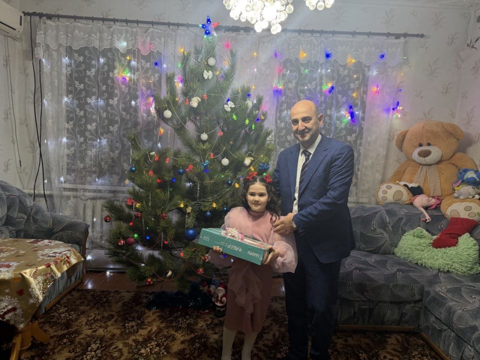 Гурген Малхасян: Новый год - особенное время, наполненное радостью, волшебством и ожиданием чуда Гурген Малхасян: Новый год - особенное время, наполненное радостью, волшебством и ожиданием чуда
