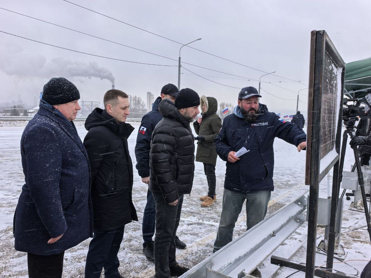 Александр Бондаренко: Открытие в канун Нового года восстановленного путепровода в Енакиево стало значимым событием для жителей и гостей города
