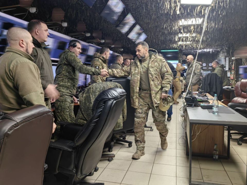 Денис Пушилин: Работа наших ребят на фронте и в праздники не останавливается ни на минуту Денис Пушилин: Работа наших ребят на фронте и в праздники не останавливается ни на минуту