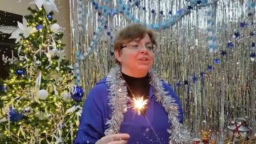 "ПОЛИГОН" поздравляет зрителей С НОВЫМ ГОДОМ!