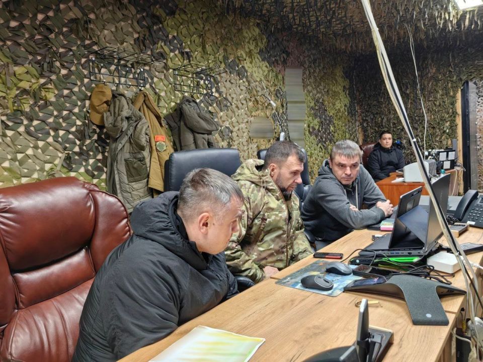 Глава ДНР Денис Пушилин навестил бойцов 5-ой и 114-ой бригады 51-й армии Глава ДНР Денис Пушилин навестил бойцов 5-ой и 114-ой бригады 51-й армии