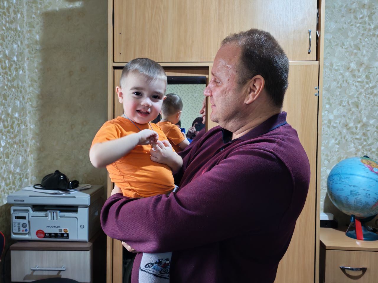 "Сюрпризы для маленьких сердец!" "Сюрпризы для маленьких сердец!"