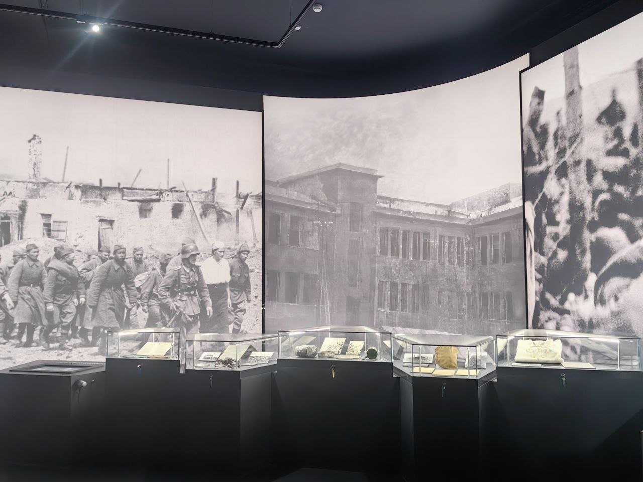 После новогодних праздников, в Донецке откроется уникальный Музей героев подполья После новогодних праздников, в Донецке откроется уникальный Музей героев подполья