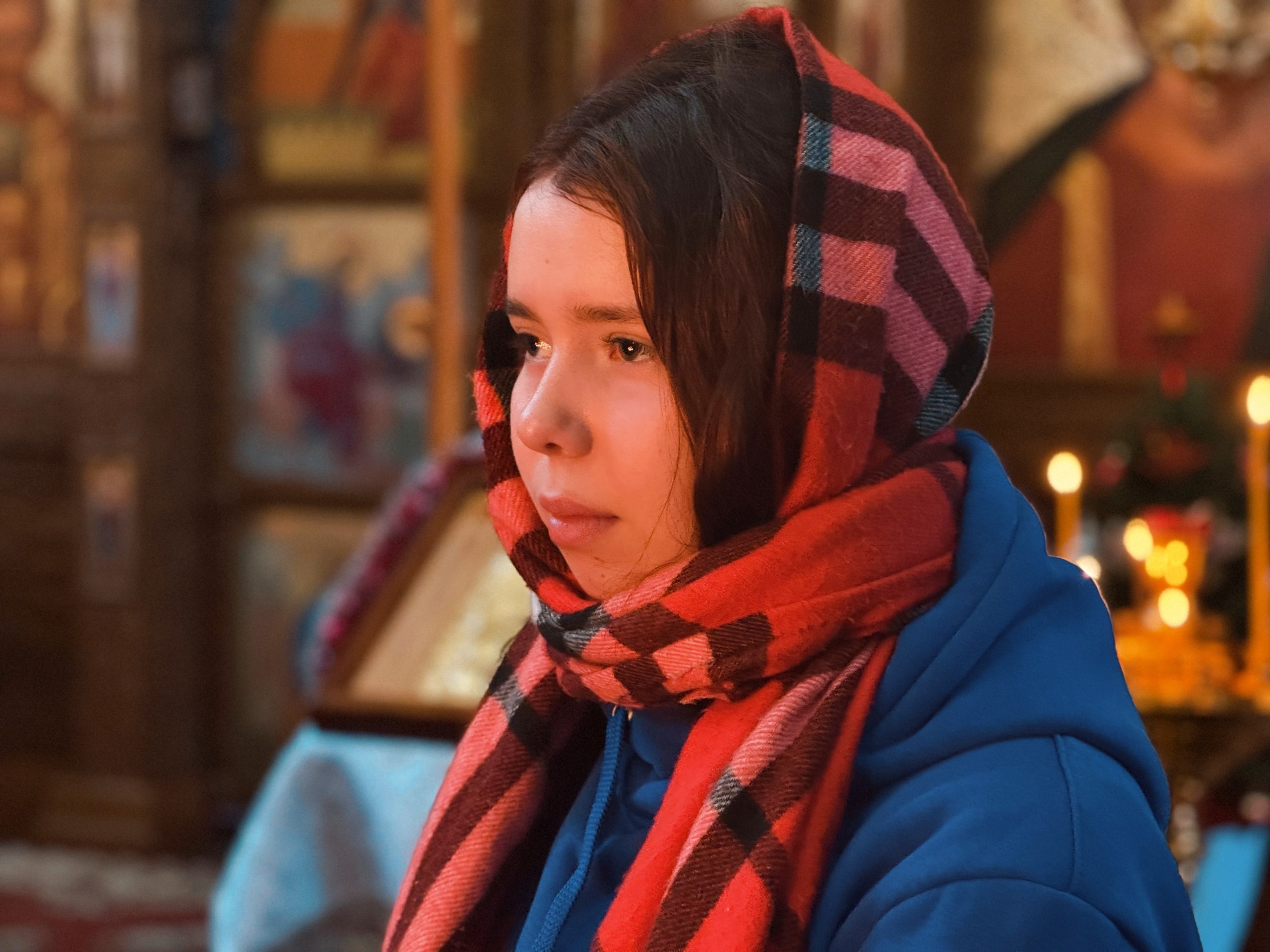 Молодёжь Тореза посетила Храм Святителей Московских в Рождество Молодёжь Тореза посетила Храм Святителей Московских в Рождество