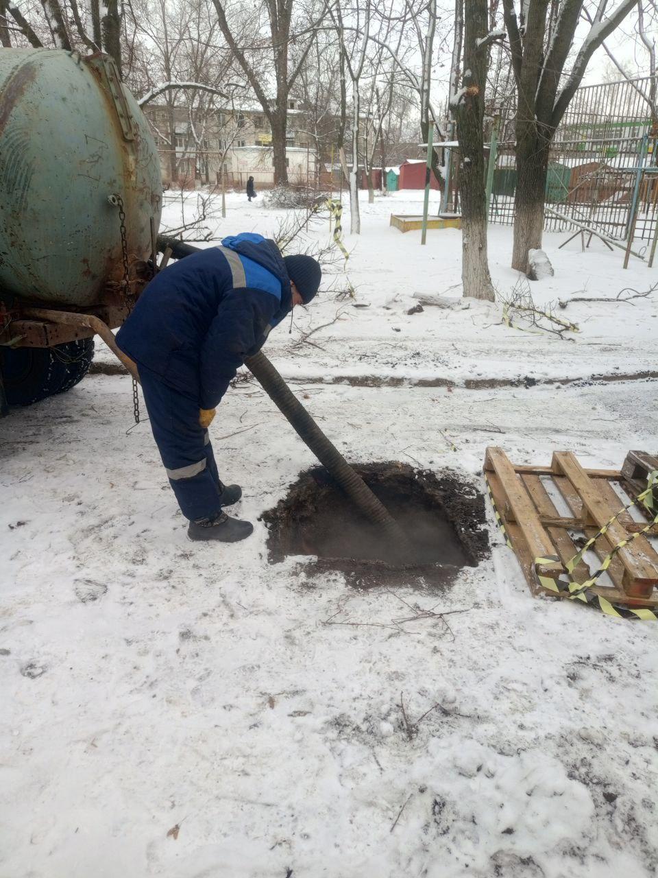 В новогодние праздники аварийная бригада Бурятии продолжает работу по заявкам в Старобешевском округе В новогодние праздники аварийная бригада Бурятии продолжает работу по заявкам в Старобешевском округе