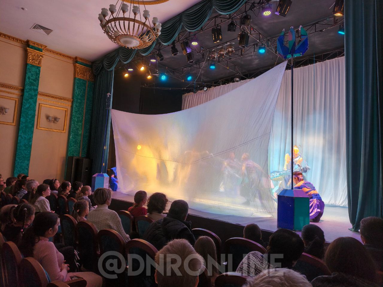 В столице ДНР прошли гастроли Бурятского театра кукол В столице ДНР прошли гастроли Бурятского театра кукол