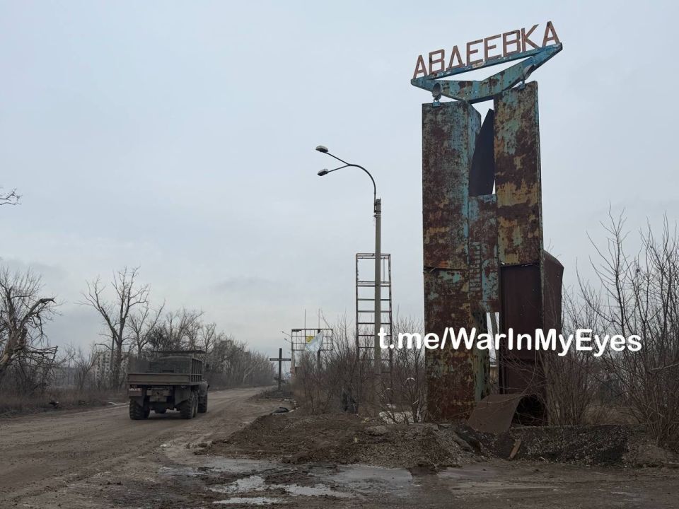 В Авдеевке начали подключать жилые дома к постоянному электричеству