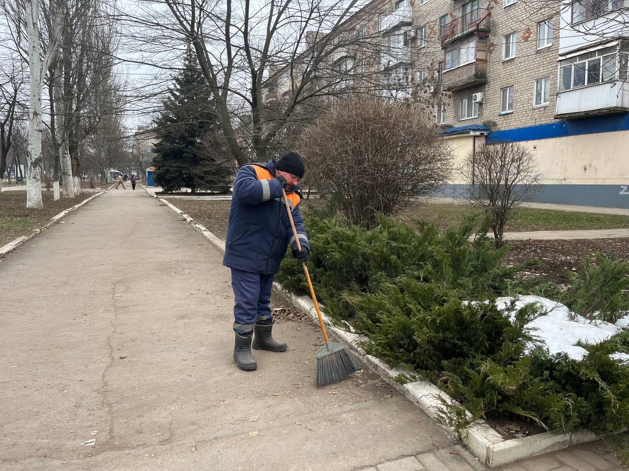 МУП «Простор» ежедневно выполняет все необходимые работы по содержанию городских улиц МУП «Простор» ежедневно выполняет все необходимые работы по содержанию городских улиц