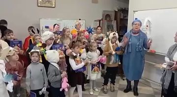 Мариупольские ребята поблагодарили волонтеров из города Чернушка Пермского края