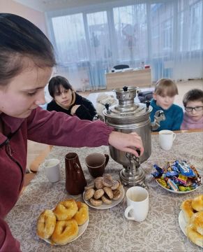 Святочные посиделки в Енакиево: погружение в традиции и волшебство праздника