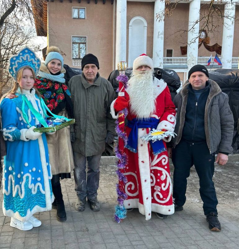 «Щедрый вечер» в посёлке Северном: колядки, предсказания и море добра! «Щедрый вечер» в посёлке Северном: колядки, предсказания и море добра!
