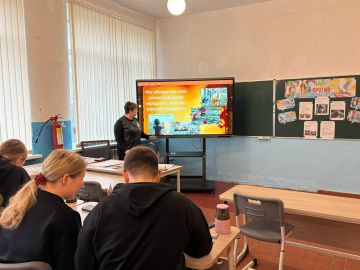 В Портовской школе прошел урок мужества, посвященный патриотизму и противодействию экстремизму
