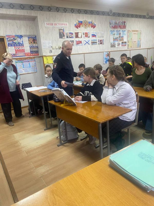 Сотрудники транспортной полиции Донецка провели профилактическую акцию «Безопасный путь» Сотрудники транспортной полиции Донецка провели профилактическую акцию «Безопасный путь»