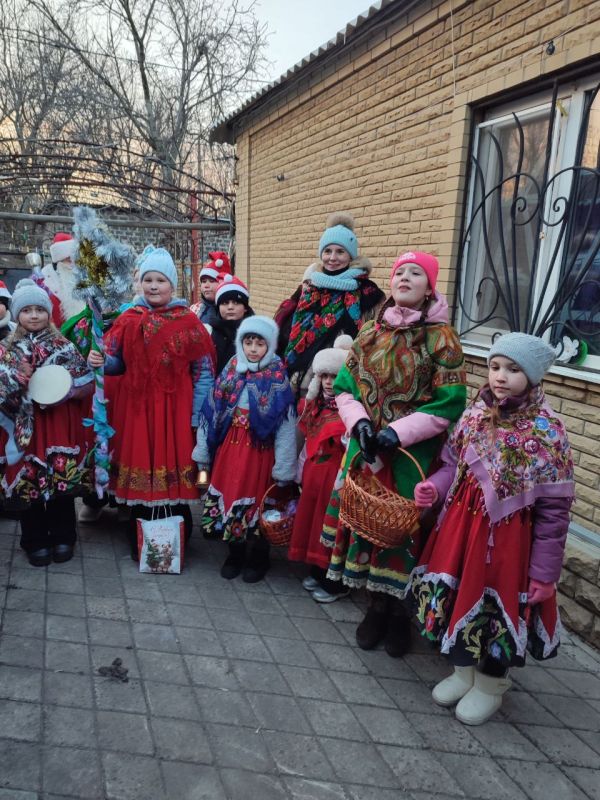 «Щедрый вечер» в посёлке Северном: колядки, предсказания и море добра! «Щедрый вечер» в посёлке Северном: колядки, предсказания и море добра!