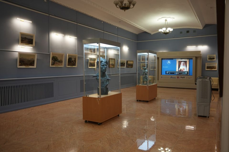 Михаил Желтяков: Вместе с заместителем Председателя Правительства ДНР Кириллом Макаровым принял участие в торжественном открытии Донецкого республиканского художественного музея после завершения капитального ремонта и... Михаил Желтяков: Вместе с заместителем Председателя Правительства ДНР Кириллом Макаровым принял участие в торжественном открытии Донецкого республиканского художественного музея после завершения капитального ремонта и...