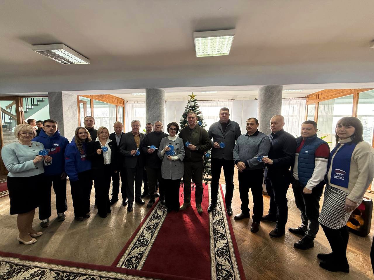 В Шахтерском округе состоялось благотворительное мероприятие «Елка желаний» В Шахтерском округе состоялось благотворительное мероприятие «Елка желаний»