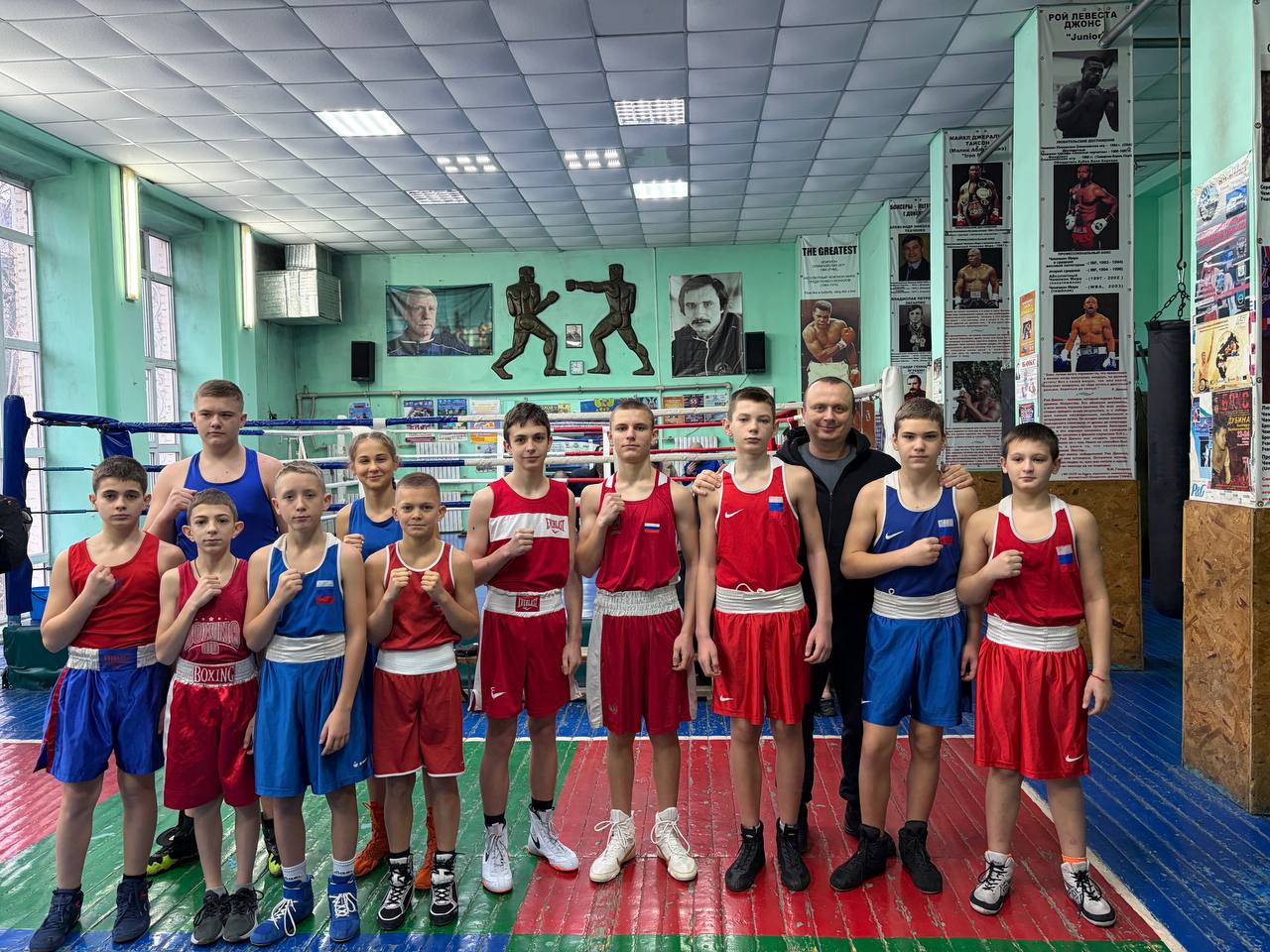 Первенство по боксу. В Донецке состоялось Первенство ГБУ ДО ДНР СШОР по боксу среди юношей и девушек 2012-2013 и 2010-2011 годов рождения, посвящённое памяти героев СВО