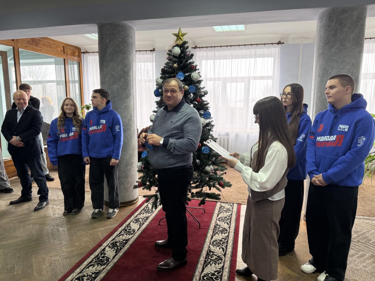 В Шахтерском округе состоялось благотворительное мероприятие «Елка желаний» В Шахтерском округе состоялось благотворительное мероприятие «Елка желаний»