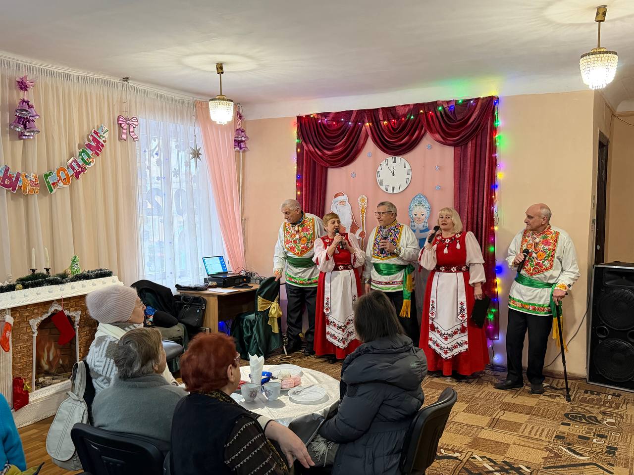14 января, в рамках партийного проекта «Старшее поколение» ВПП «Единая Россия», в Государственном бюджетном учреждении социального обслуживания «Центр социального обслуживания населения Центрально-Городского района города... 14 января, в рамках партийного проекта «Старшее поколение» ВПП «Единая Россия», в Государственном бюджетном учреждении социального обслуживания «Центр социального обслуживания населения Центрально-Городского района города...