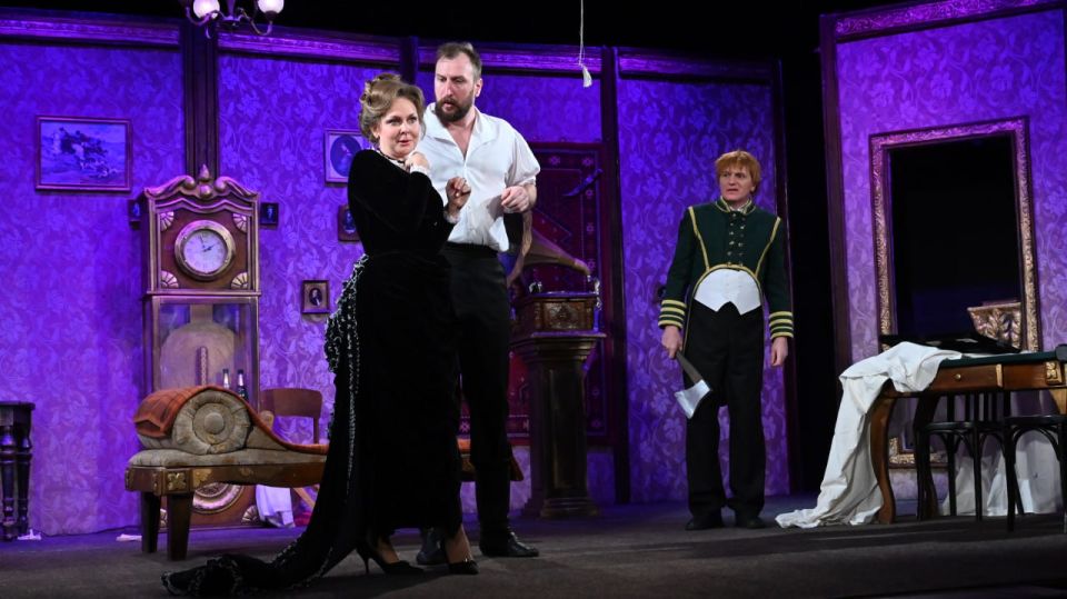 А. П. Чехов: «Искусство даёт крылья и уносит далеко-далеко!» А. П. Чехов: «Искусство даёт крылья и уносит далеко-далеко!»