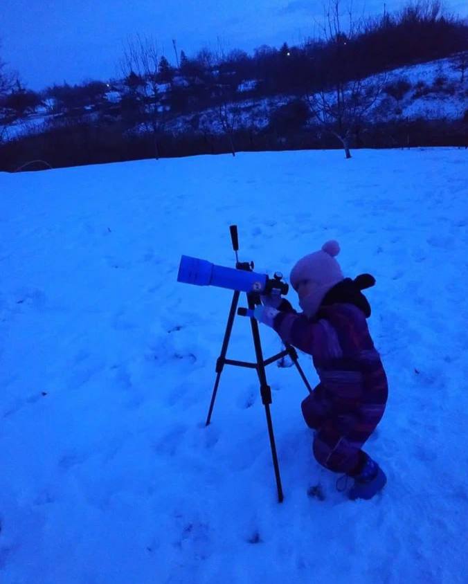 Ямальский Госстройнадзор исполнил новогоднюю мечту девочки из Волновахского округа