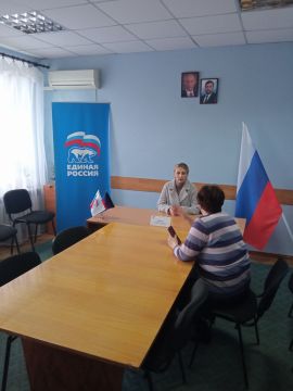 На приеме граждан депутат Иловайского городского совета Рыбалко Юлия Николаевна рассмотрела важные темы, касающиеся водоснабжения и оплаты за услуги по вывозу твердых коммунальных отходов (ТКО)