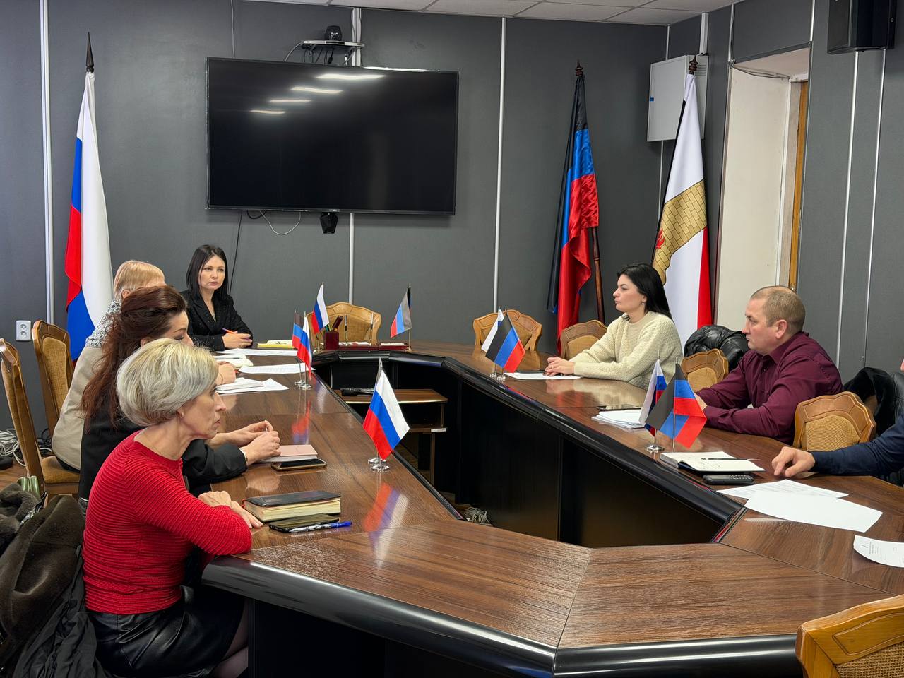 Игорь Мартынов: В администрации городского округа Енакиево прошло заседание межведомственной комиссии по содействию в решении вопросов ветеранов боевых действий и членов их семей Игорь Мартынов: В администрации городского округа Енакиево прошло заседание межведомственной комиссии по содействию в решении вопросов ветеранов боевых действий и членов их семей