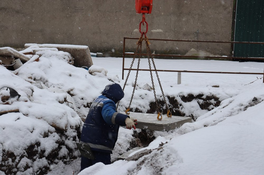 В Будённовском районе Донецка завершаются работы первой очереди капремонта теплосетей одной из крупных котельных — «МР Цветочный-2» — в рамках нацпроекта «Инфраструктура для жизни»