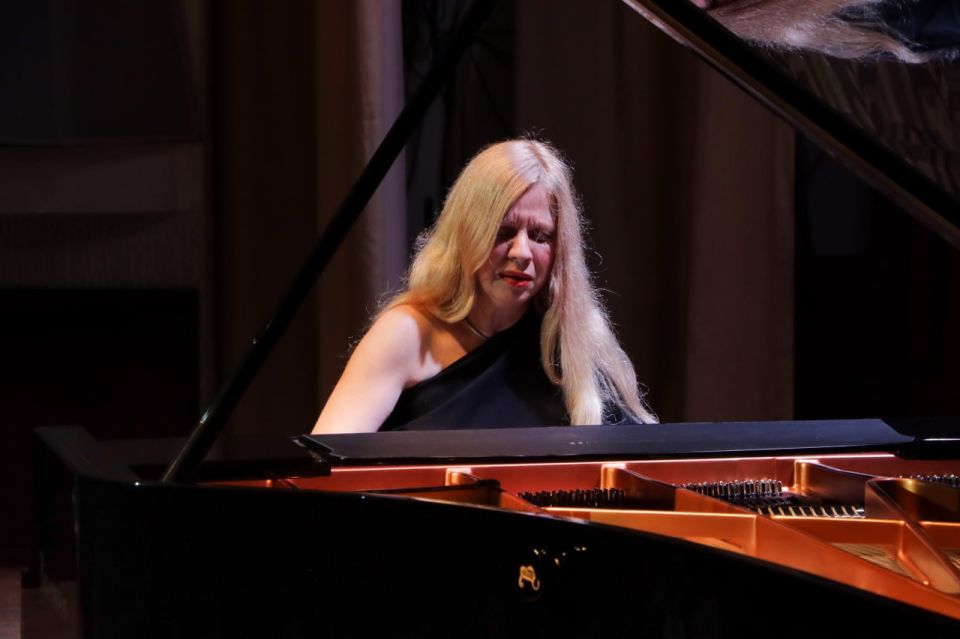 День артиста - новый российский праздник День артиста - новый российский праздник