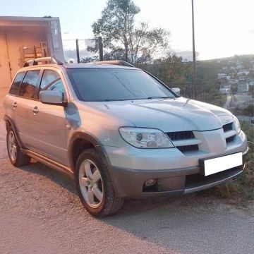 1 050 �.p. Mitsubishi Outlander, 2005 �.�