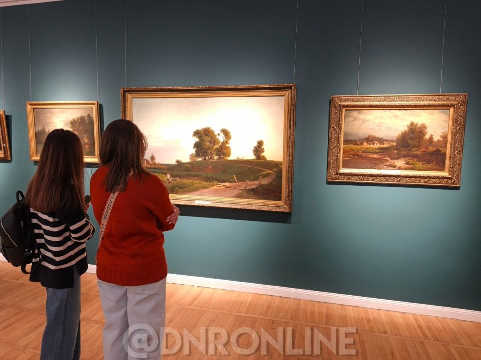 В Донецке продолжается экспозиция «Диалог сквозь столетия» В Донецке продолжается экспозиция «Диалог сквозь столетия»