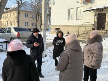 �������, 19 ������, � ������ ������� ��������� ��� ������� �����߻, ���������� ������� � �������� ����� ��������� �. �������