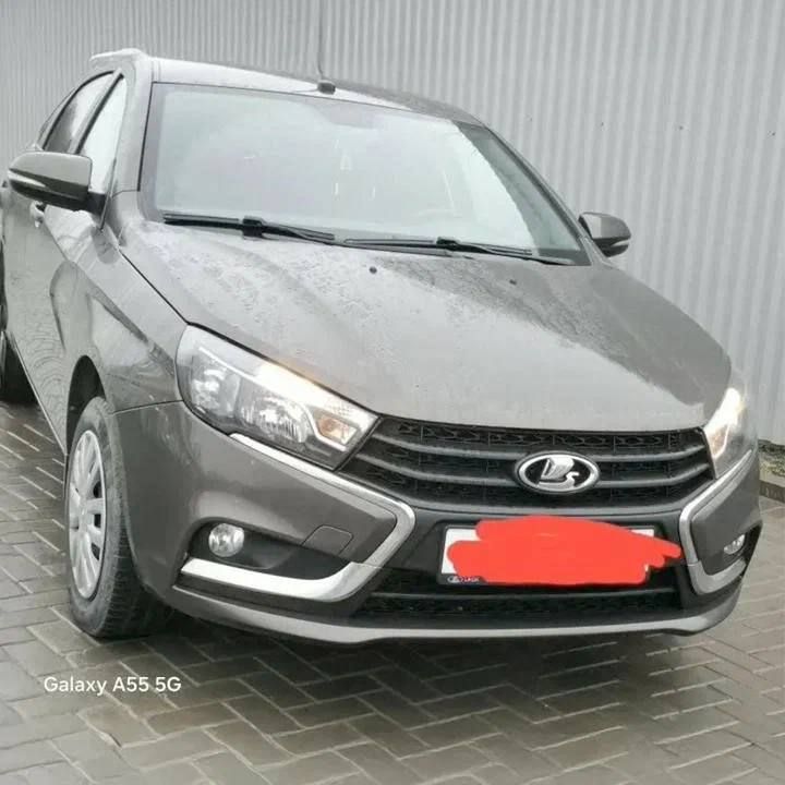 250 �.�. LADA Vesta, 2021 �.�