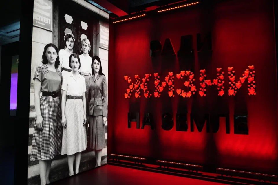 Михаил Желтяков: Вместе с заместителем Председателя Правительства ДНР Кириллом Макаровым принял участие в открытии Музея героев подполья Донецка Михаил Желтяков: Вместе с заместителем Председателя Правительства ДНР Кириллом Макаровым принял участие в открытии Музея героев подполья Донецка