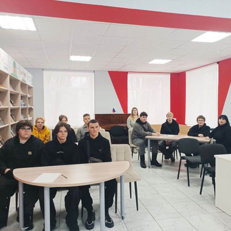 Игорь Мартынов: Конкурсно-игровая программа «Виват, студент» Игорь Мартынов: Конкурсно-игровая программа «Виват, студент»