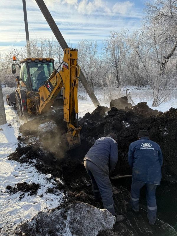 Роман Конев: ФИЛИАЛ «ГОРЛОВКАТЕПЛОСЕТЬ» ГУП ДНР «ДОНБАССТЕПЛОЭНЕРГО» Роман Конев: ФИЛИАЛ «ГОРЛОВКАТЕПЛОСЕТЬ» ГУП ДНР «ДОНБАССТЕПЛОЭНЕРГО»