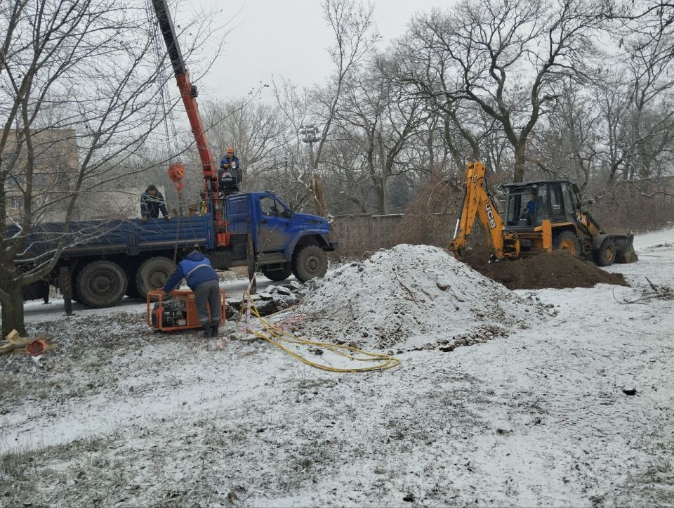 Роман Конев: ФИЛИАЛ «ГОРЛОВСКОЕ ПУВКХ» ГУП ДНР «ВОДА ДОНБАССА» совместно с коллегами из шеф-региона Кузбасс Роман Конев: ФИЛИАЛ «ГОРЛОВСКОЕ ПУВКХ» ГУП ДНР «ВОДА ДОНБАССА» совместно с коллегами из шеф-региона Кузбасс