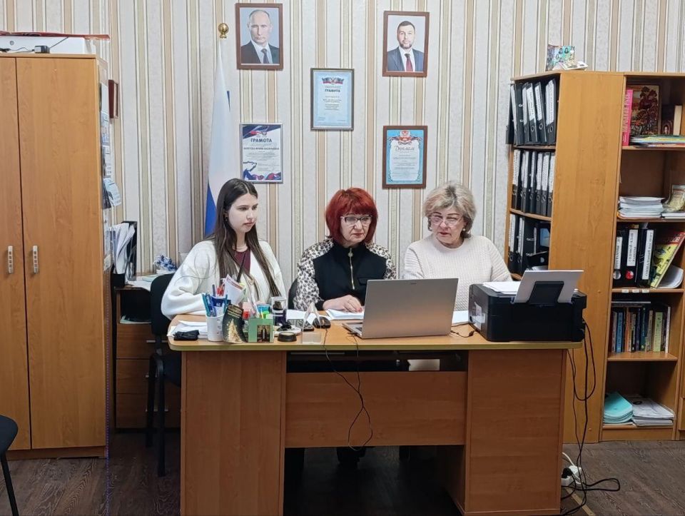 �������� ������ ��������� ������� ���� ����������� � �������